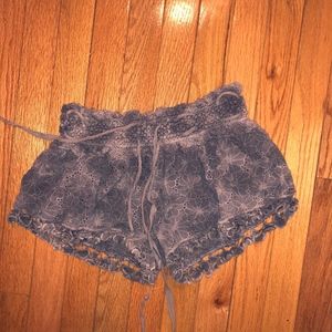 SURF GYPSY FLOWY SHORTS